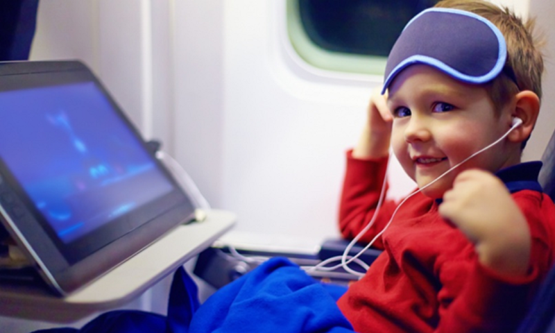 Essential Items to Pack for a Stress-Free Flight with a Baby